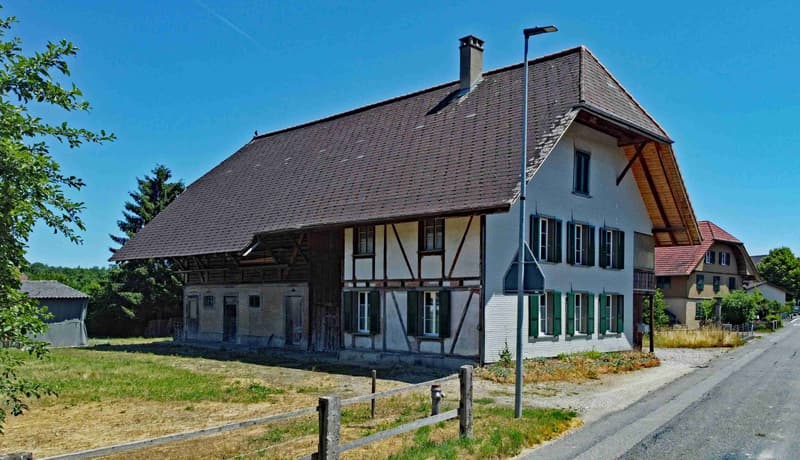 Plus de 2'300 m² de terrain dans un emplacement idéal (7)