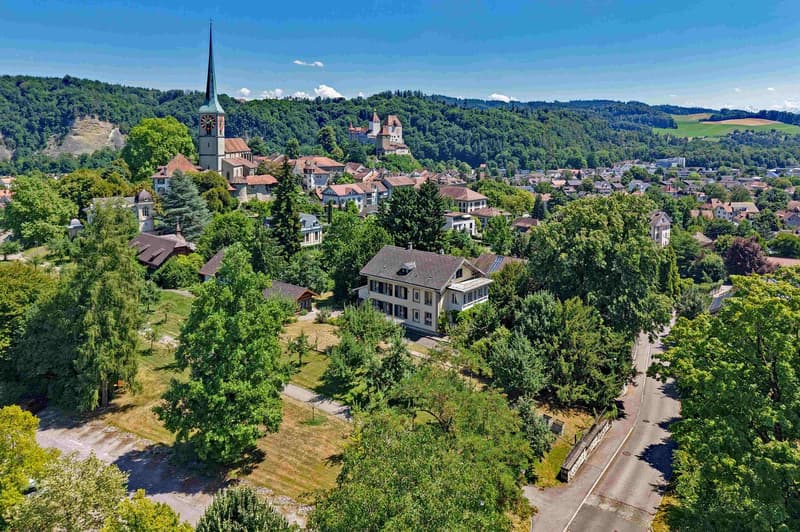 Historic architecture in a prime location with a dreamy view of the Emmental and the Alps (6)