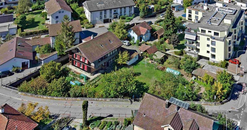 Gäng gsuecht – säute ufem Markt: 1’500 m² Bouland mit viu Potenzial (2)