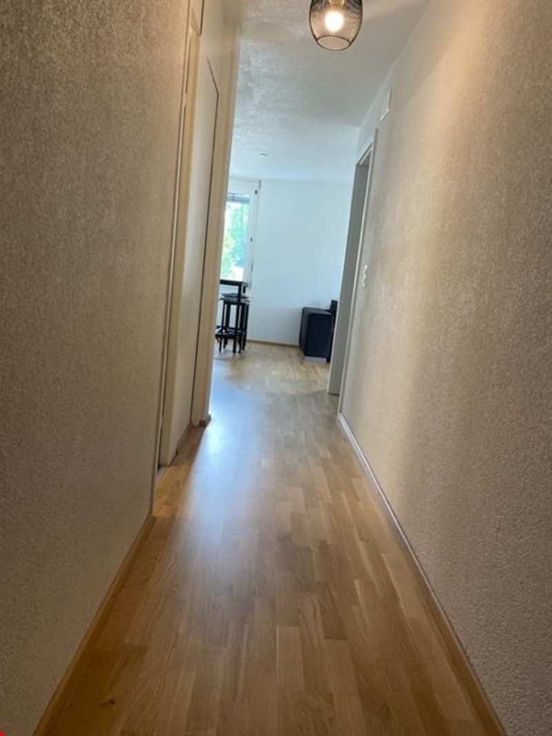 Helle 2.5-Zimmer-Wohnung mit Balkon und schöner Aussicht in Wolhusen (6)