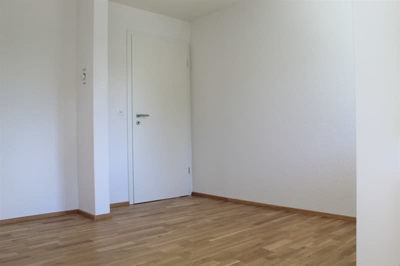 Helle 2.5-Zimmer-Wohnung mit Balkon und schöner Aussicht in Wolhusen (4)