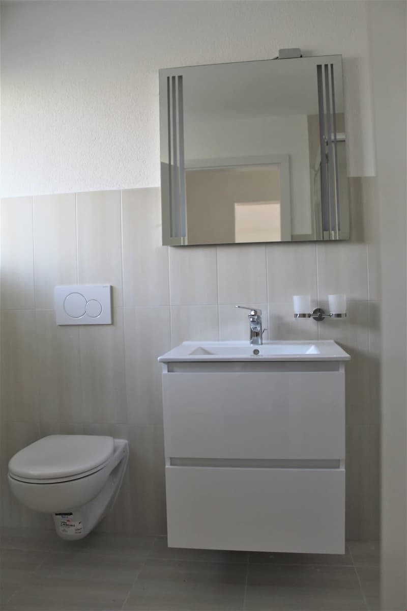 Moderne 1.5-Zimmer-Wohnung mit Balkon in Wattwil (3)