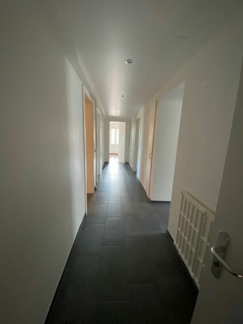 Bel attique lumineux de 4 pièces au 2e étage - Pommeret à Cernier (12)