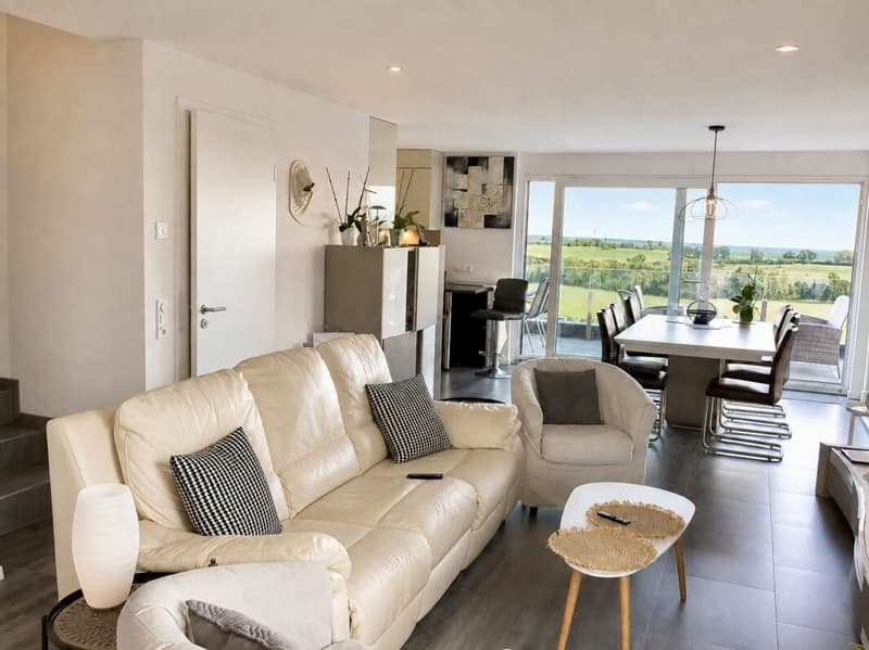 Magnifique duplex en attique de 4,5 pièces avec terrasses - Chemin des Longins 25 à Cornaux (7)