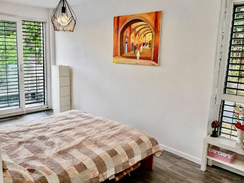 Magnifique duplex en attique de 4,5 pièces avec terrasses - Chemin des Longins 25 à Cornaux (12)