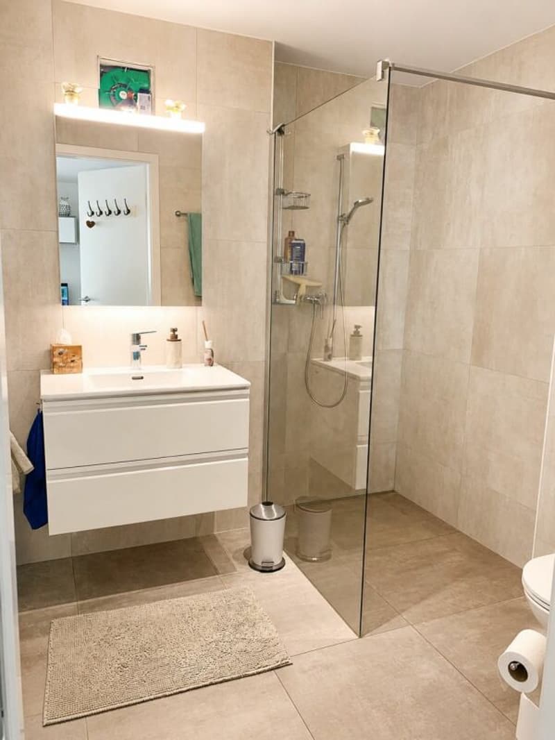 Magnifique duplex en attique de 4,5 pièces avec terrasses - Chemin des Longins 25 à Cornaux (15)