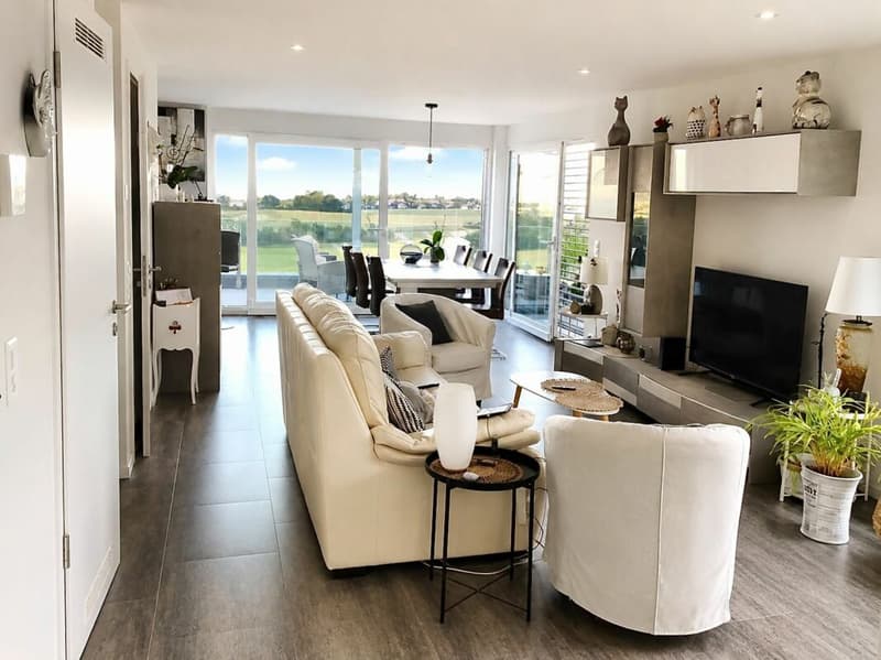 Magnifique duplex en attique de 4,5 pièces avec terrasses - Chemin des Longins 25 à Cornaux (8)