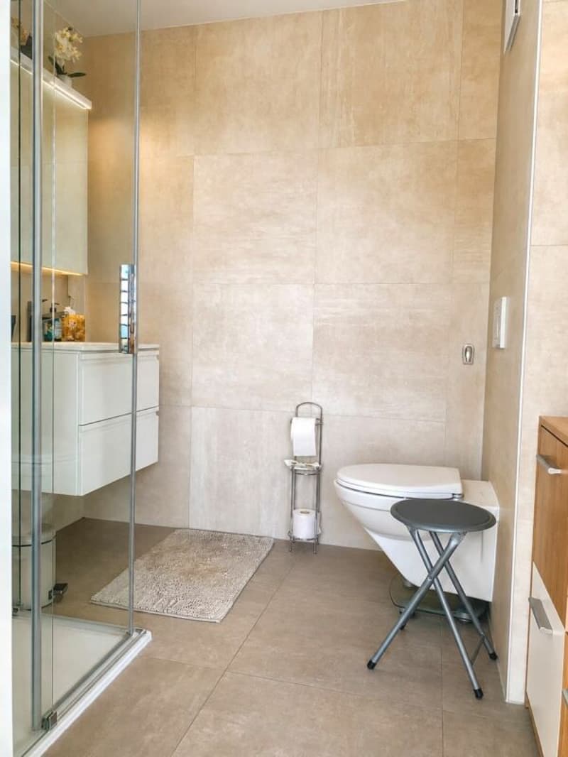 Magnifique duplex en attique de 4,5 pièces avec terrasses - Chemin des Longins 25 à Cornaux (16)