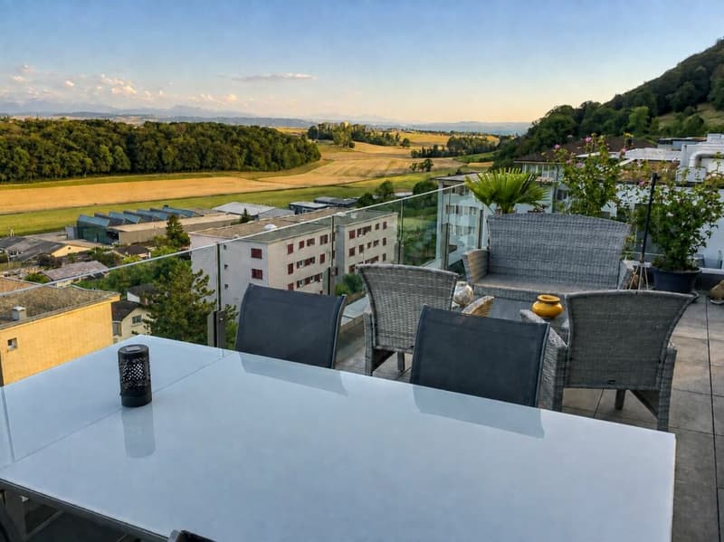 Magnifique duplex en attique de 4,5 pièces avec terrasses - Chemin des Longins 25 à Cornaux (9)