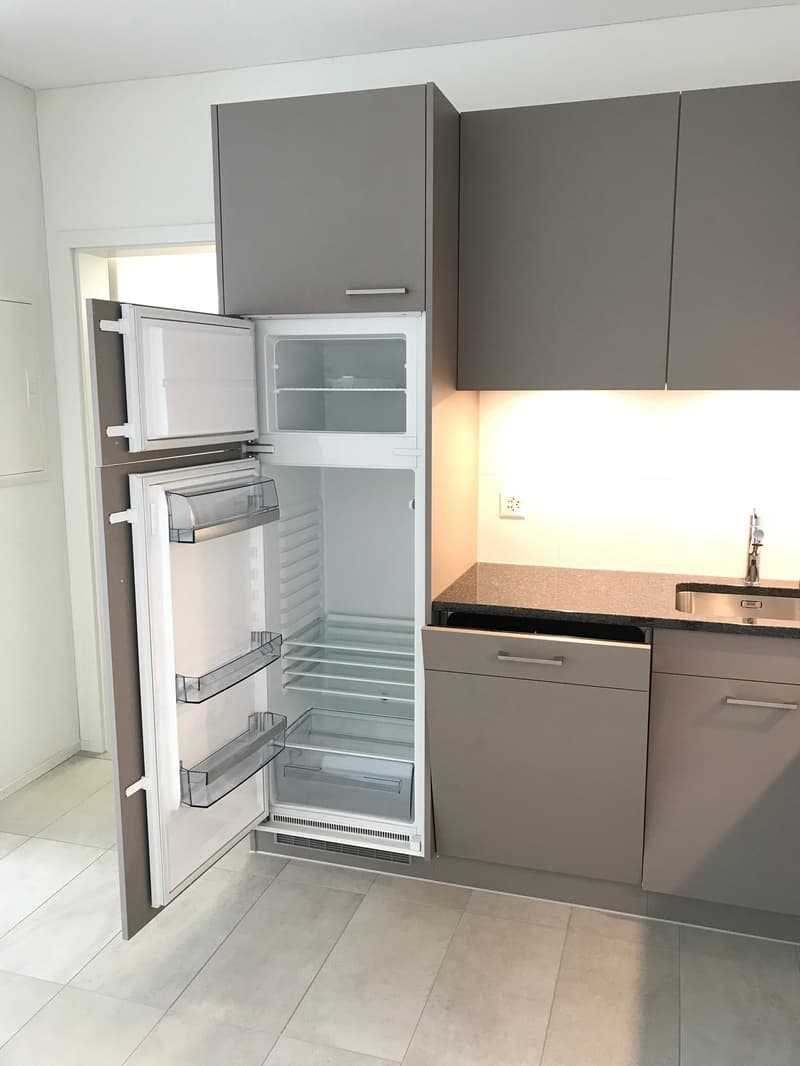Appartamento moderno 2.5 locali con balcone a Safenwil (5)