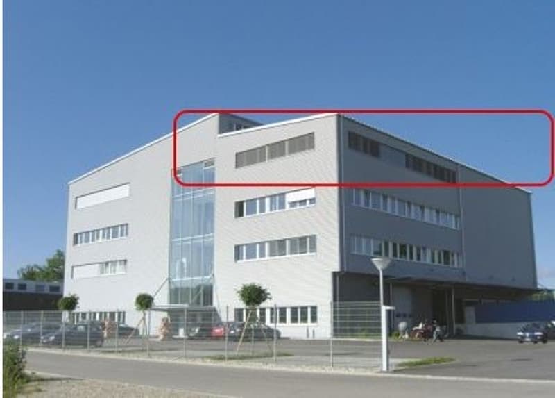 Modern commercial premises in a central location (1)