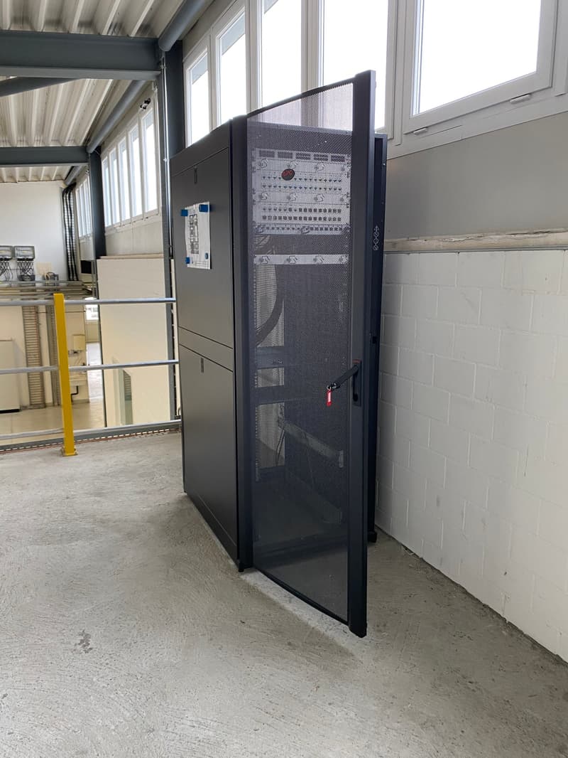 Modern commercial premises in a central location (26)
