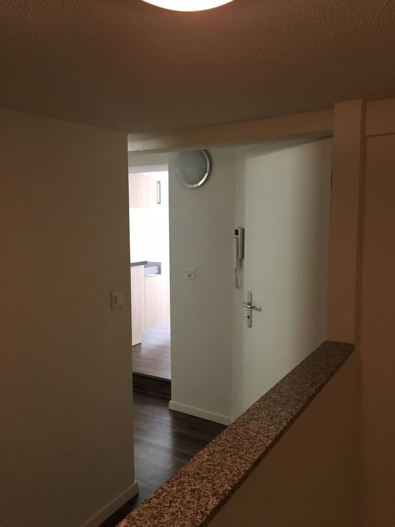 Blick vom Gang in Richtung der Zimmer