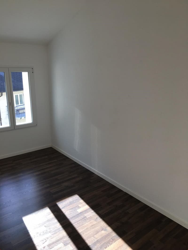 Arbeits-/Bürozimmer direkt angrenzend