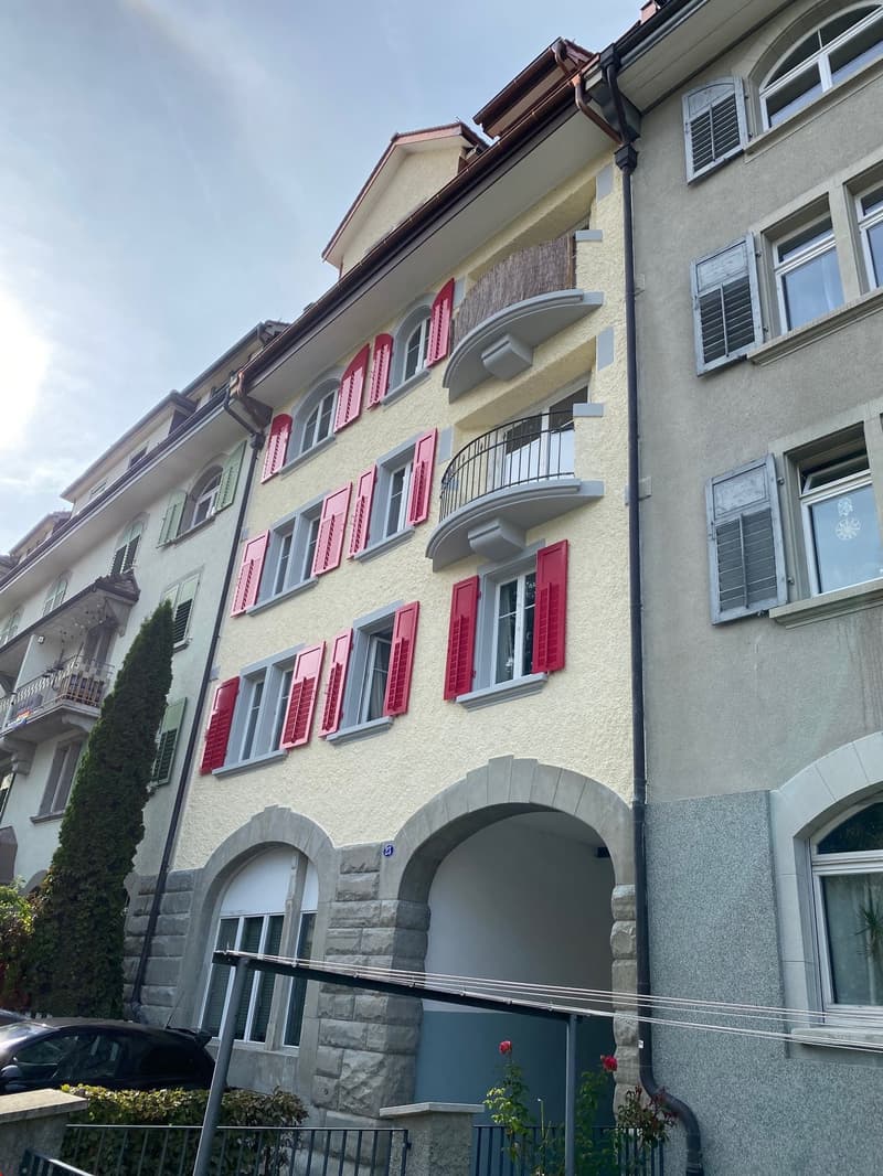 Hübsches Haus mit frisch renovierter Fassade