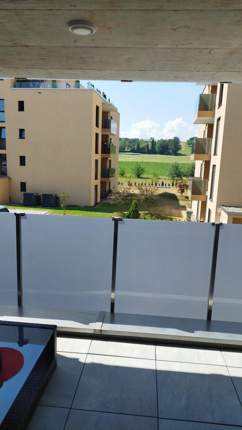 À partir du 15.8./1.9. - Appartement moderne, superbe 1.5 pièces avec 30 m2 de surface habitable et grand balcon 12 m2 (11)