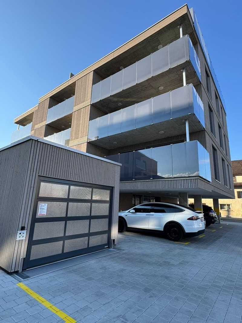 À partir du 15.8./1.9. - Appartement moderne, superbe 1.5 pièces avec 30 m2 de surface habitable et grand balcon 12 m2 (8)