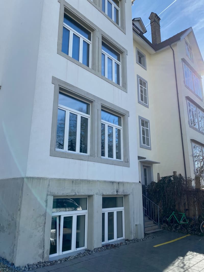 Schönes Haus mit Blick ins Quartier und bis zum Weissenstein und ins Grüne