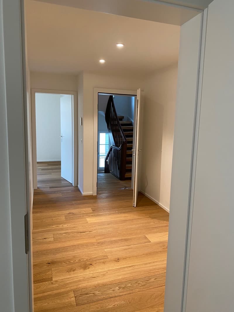 Ab 1.11.2026 - Wunderschöne 3.5 Zi Wohnung W3, lauschiger Balkon (12)