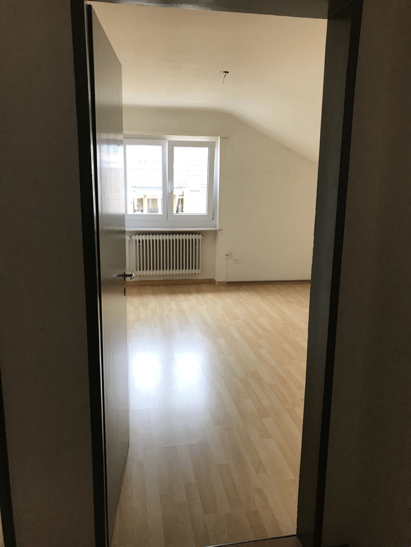 Schönes, helles Wohnzimmer