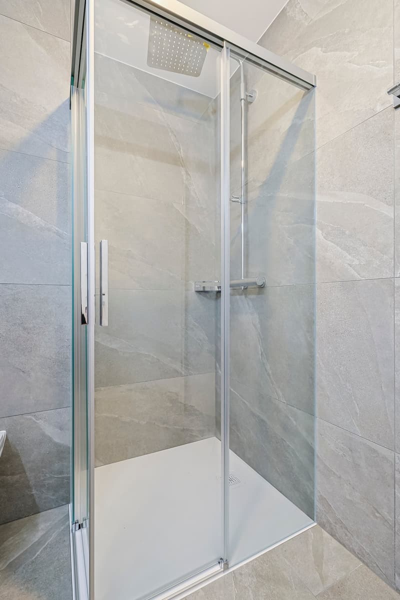 NEW RESIDENTIAL JEWEL - Modern 3.5-room ground-floor apartment with terrace and garden (3)