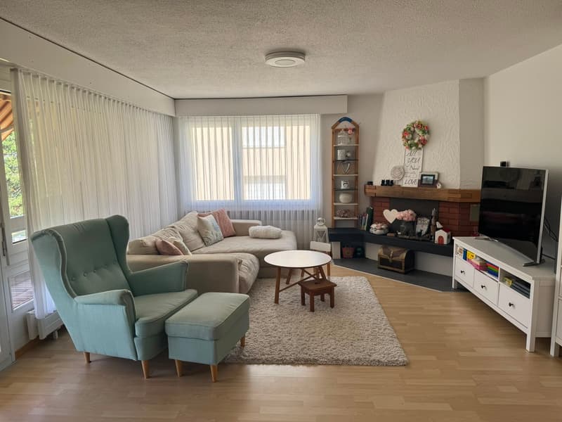 Gemütliches & helles Wohnzimmer