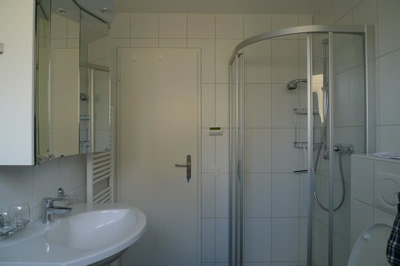 Nasszelle Badewanne & Dusche
