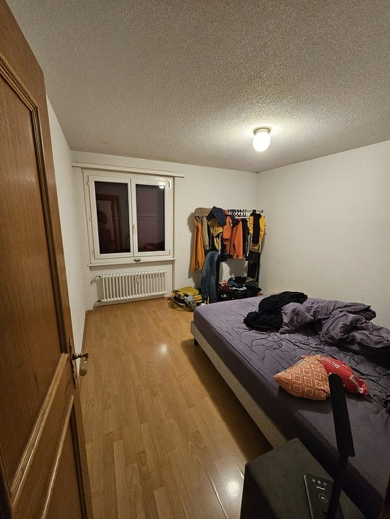 Gepflegte 4.5-Zimmer-Wohnung mit Balkon in Visp – ruhige Lage mit top Anbindung (6)