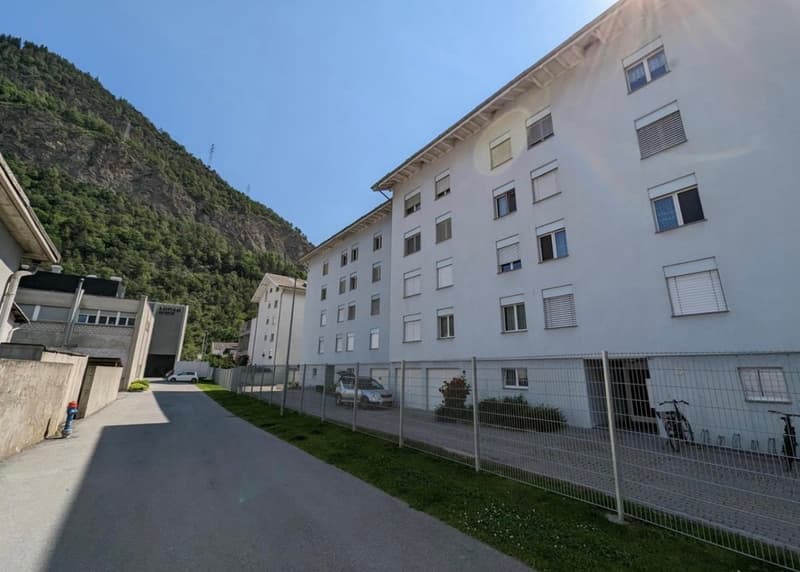 Charmante 4.5-Zimmerwohnung - Im Zentrum von Visp (9)