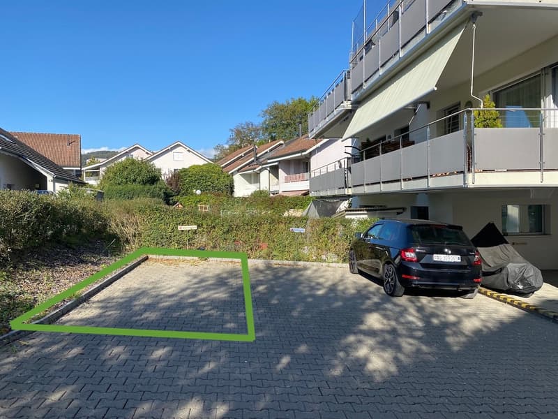 Gelegenheit: Auto-PARKPLATZ, günstig, ideal gelegen, für Personenwagen (1)