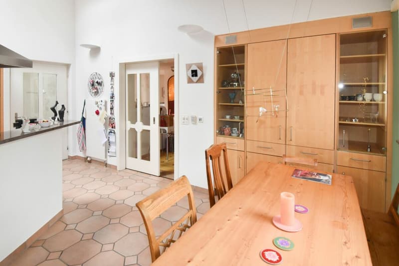 A home full of warmth, security, and joy of life (8)