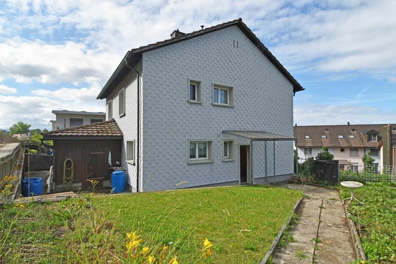 Land plot with old property full of possibilities for the future (12)