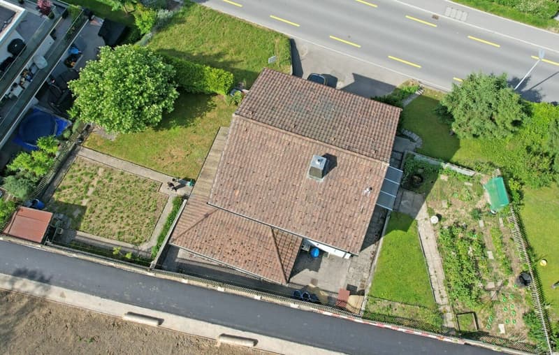 Land plot with old property full of possibilities for the future (13)