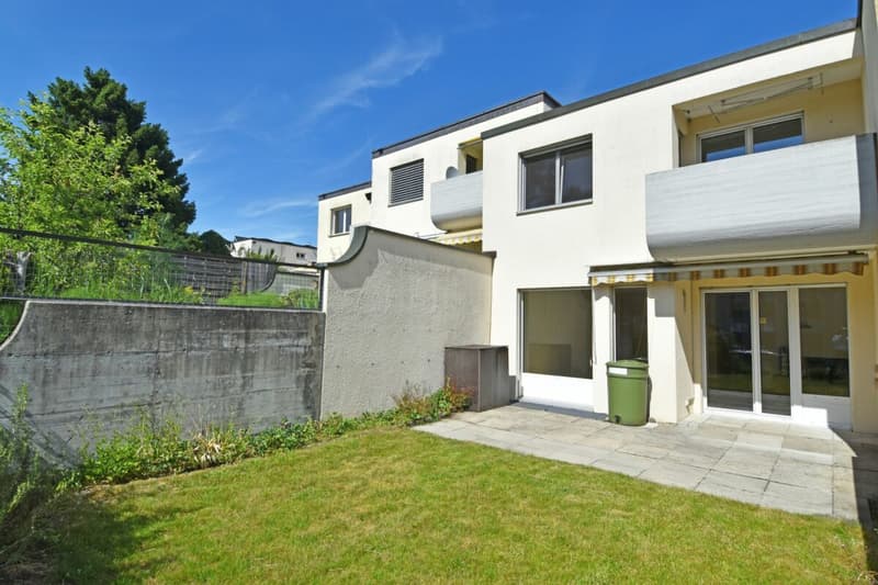 City-near and cozy family house (1)
