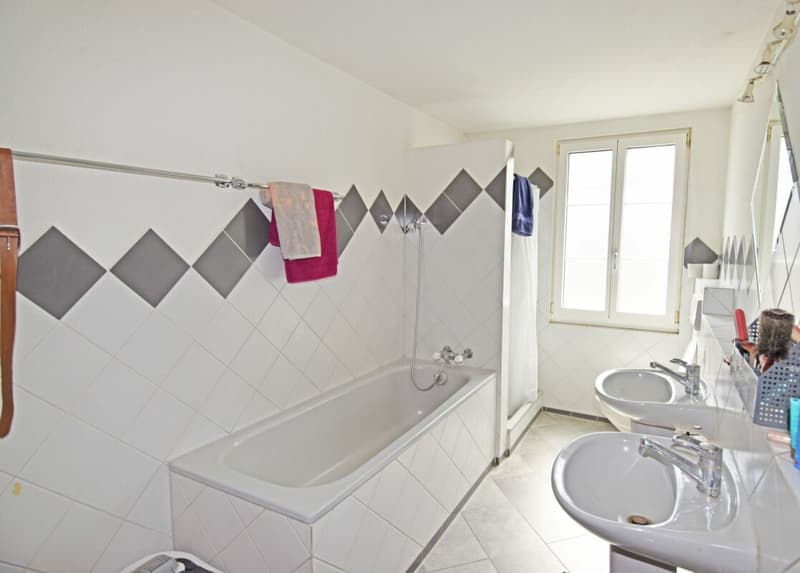 Hochwertiger Wohnkomfort in historischem Haus (8)