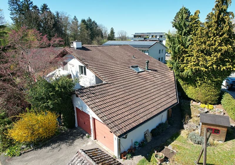 Grosszügiges Einfamilienhaus auf 850 m2 Grundstück (4)