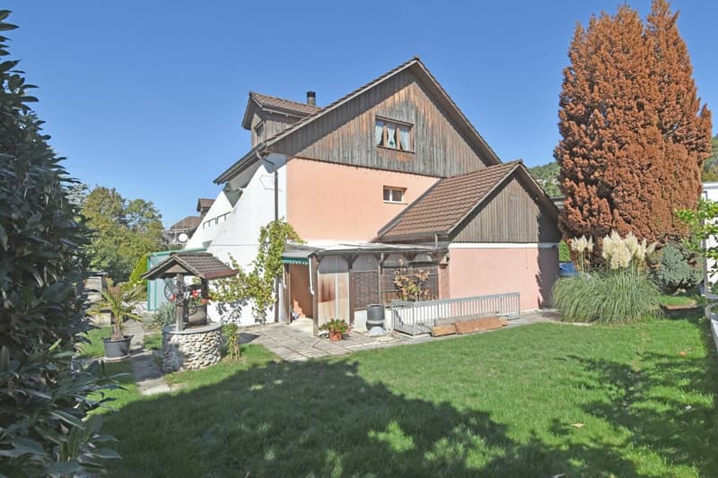 Solides Eigenheim mit vielen Möglichkeiten (1)