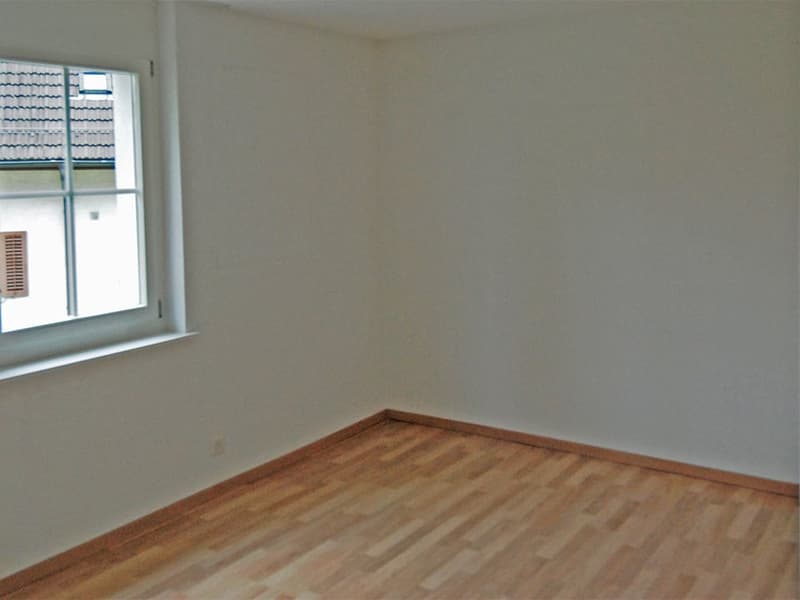 Moderne 4.5 Zimmer-Wohnung im Dorfkern von Aeugst am Albis (9)