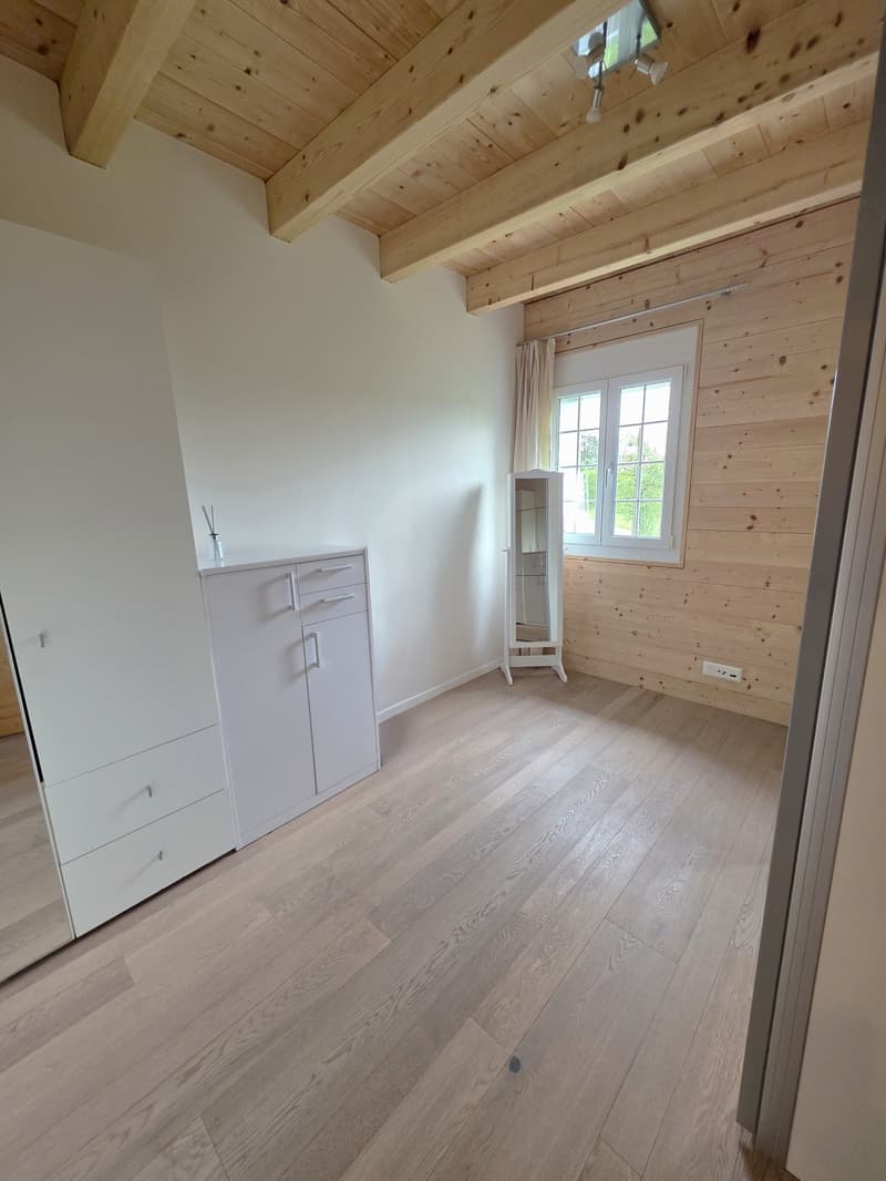 Naturnahes Wohnen unter dem Dach – stilvolle 4.5-Zi-Wohnung mit Flair (14)