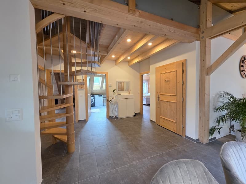 Naturnahes Wohnen unter dem Dach – stilvolle 4.5-Zi-Wohnung mit Flair (6)