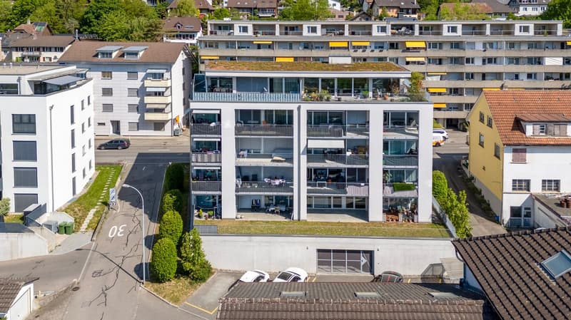 Modern and bright 3.5-room apartment with large balcony in Pieterlen (10)