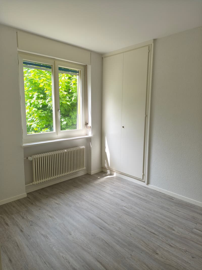 Appartement 3 pièces lumineux avec balcon – Aegertenstrasse 1, Biel (4)
