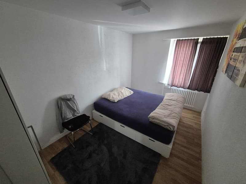 Appartamento moderno di 3,5 locali con balcone a Brügg (5)
