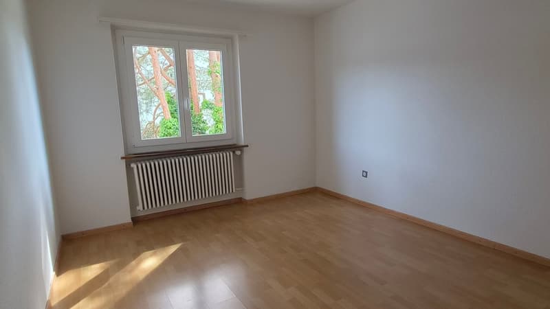 Appartamento di 2 camere luminoso con balcone a Brügg – disponibile immediatamente! (7)