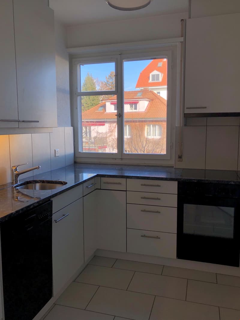 Appartement moderne 3 pièces au Gurnigelstr. 26 à Nidau (3)