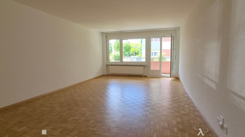 Grosszügige und helle 3-Zimmerwohnung mit Balkon im Gurzelenquartier (6)