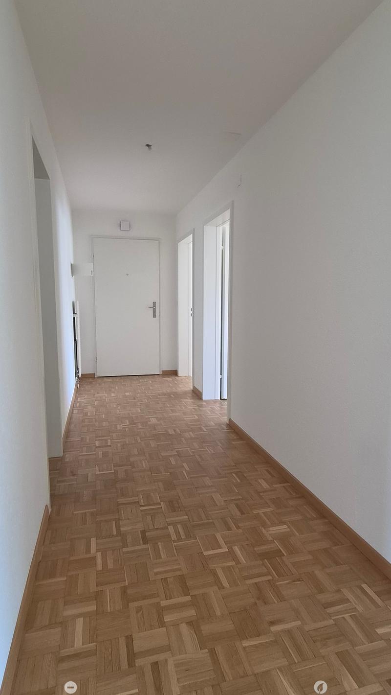 Grosszügige und helle 3-Zimmerwohnung mit Balkon im Gurzelenquartier (7)