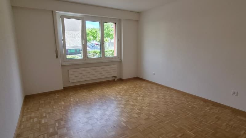 Grosszügige und helle 3-Zimmerwohnung mit Balkon im Gurzelenquartier (11)