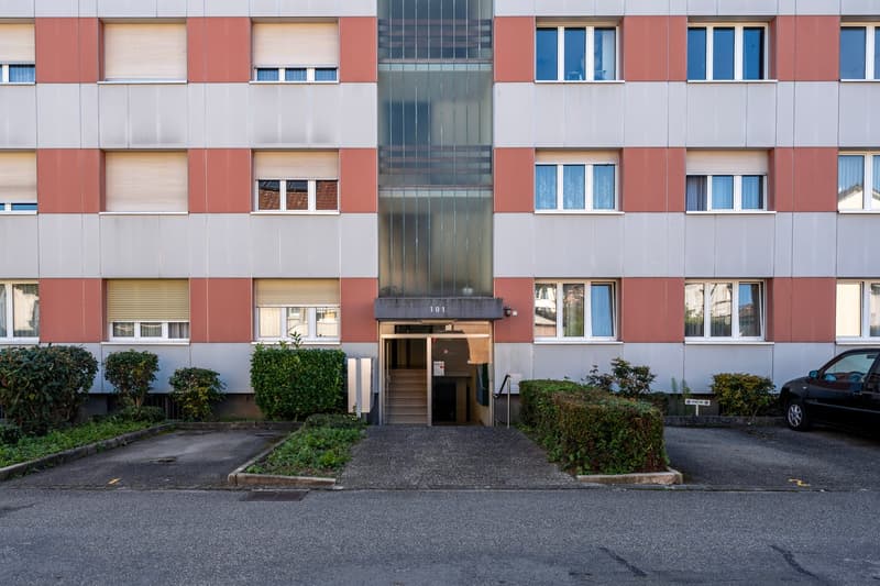 Grosszügige und helle 3-Zimmerwohnung mit Balkon im Gurzelenquartier (12)