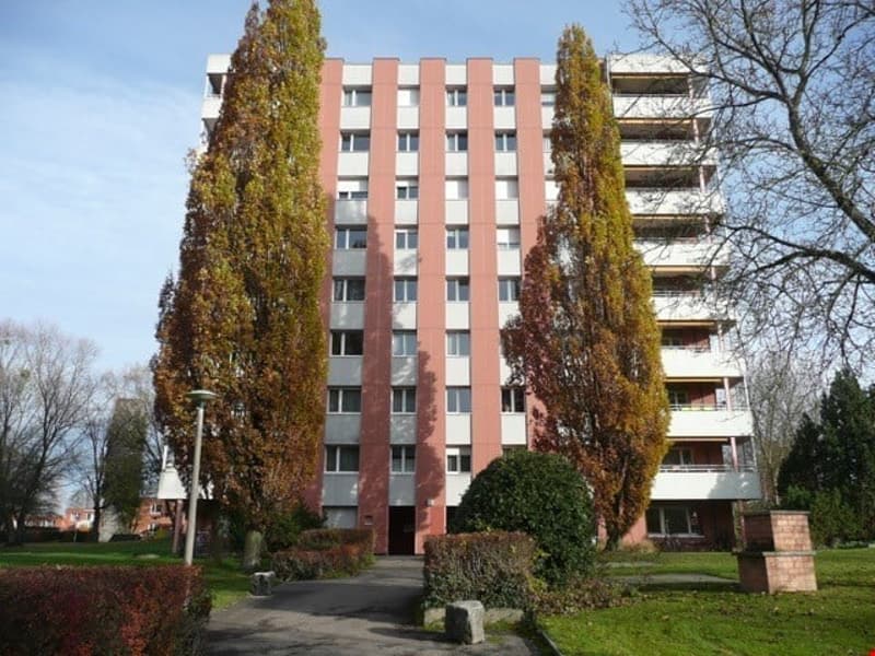 Schöne und geräumige 3.5-Zimmerwohnung in Binningen – ab 1. August zu vermieten (1)